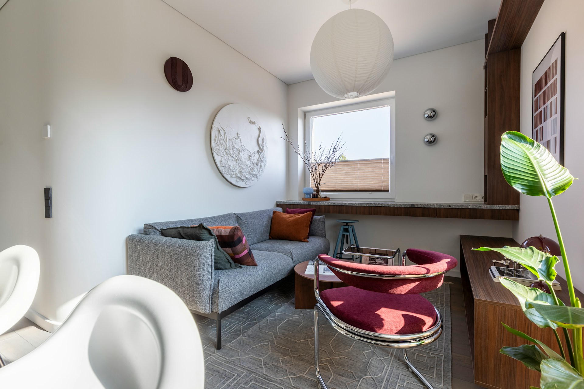 Choosing a sofa for a small living room